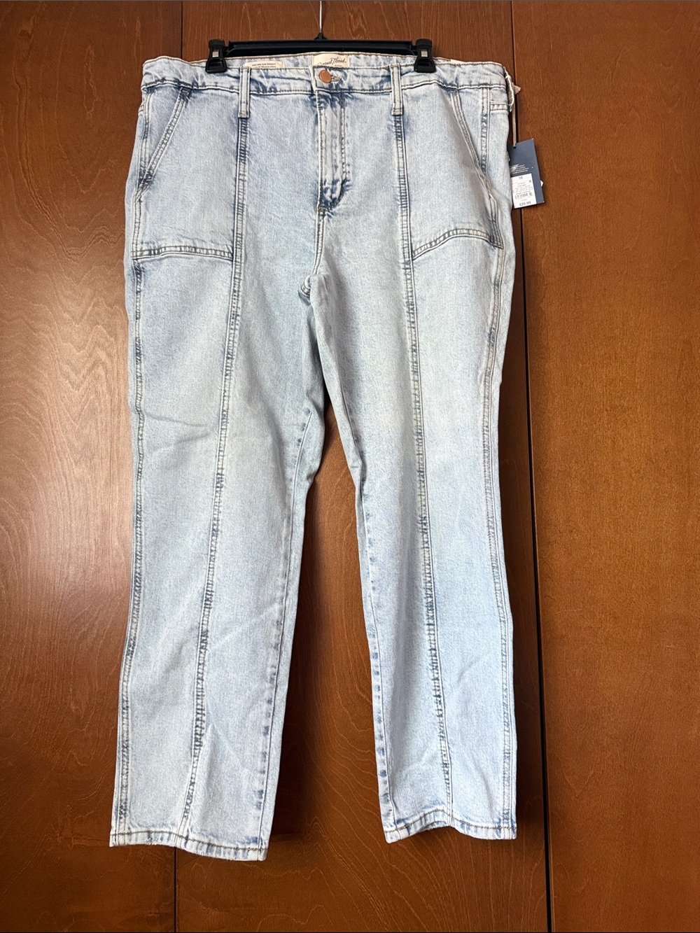 Universal Thread NWT Sz 16 Light Wash Panel Seam Jeans